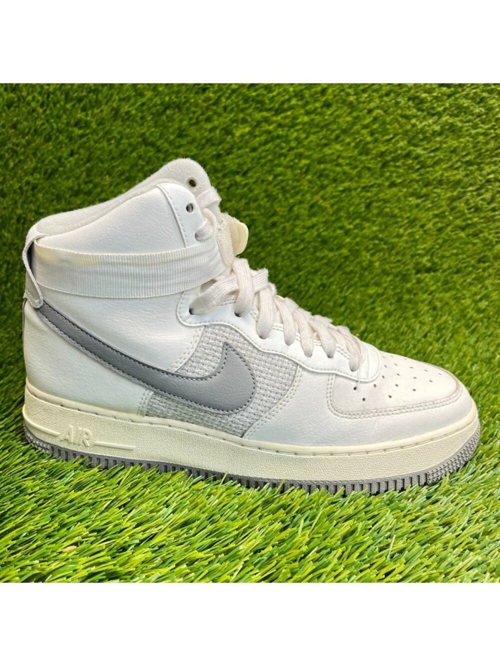 Nike‎ Air Force 1 High Boys Size 7Y White Gray Athletic Leather Shoes Sneakers